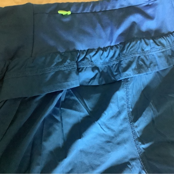 Fabletics Bundle! - Picture 4 of 5